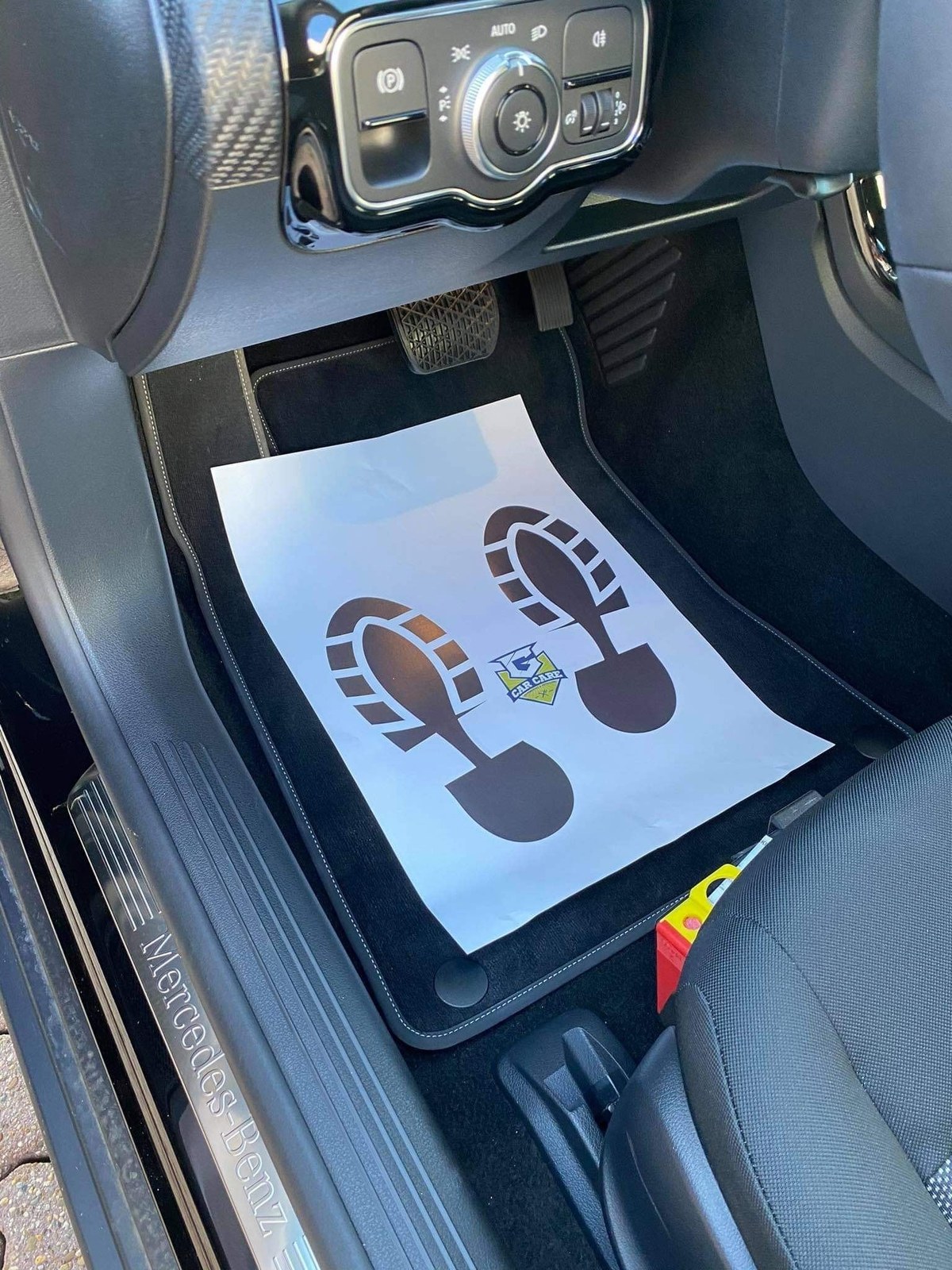 Een verzorgd Mercedes-Benz-interieur bij G Car Care